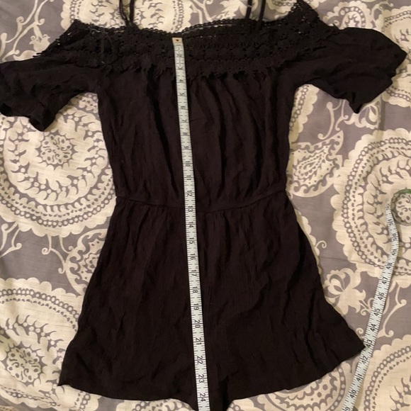 NWT Black Cold Shoulder Romper - Picture 11 of 11